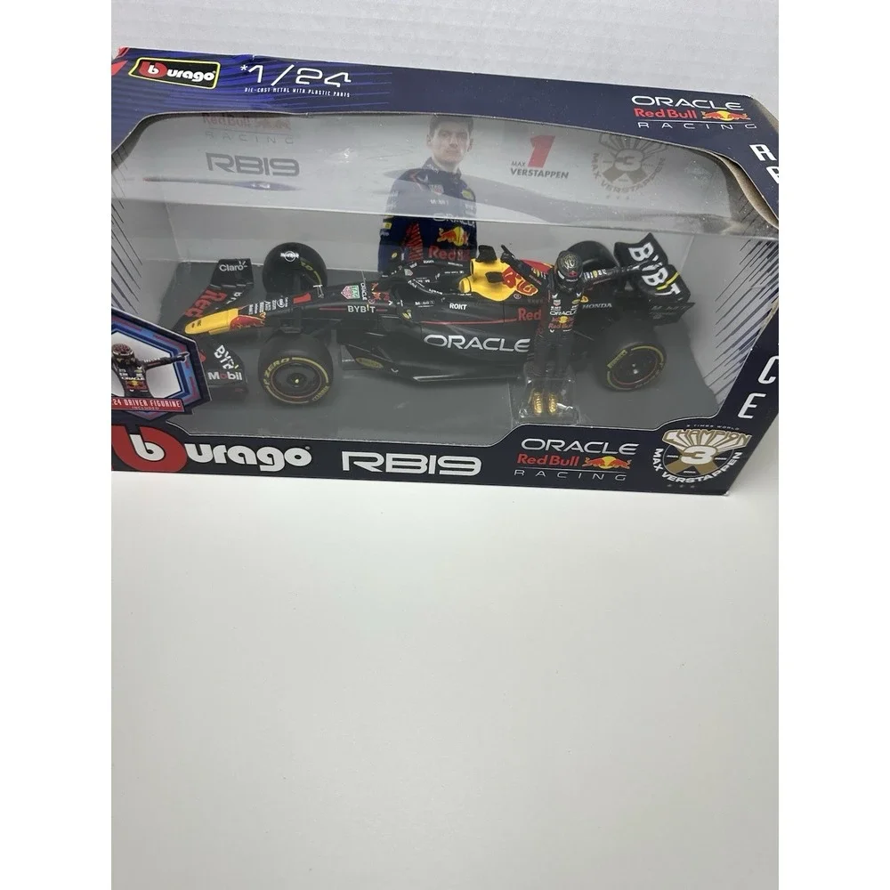 Bburago - 18-60061 - Oracle Red Bull RB19 & Verstappen #1 Figure- Scale 1:24
